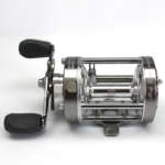 drum fishing reel
