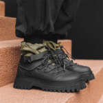 mountaineering boots